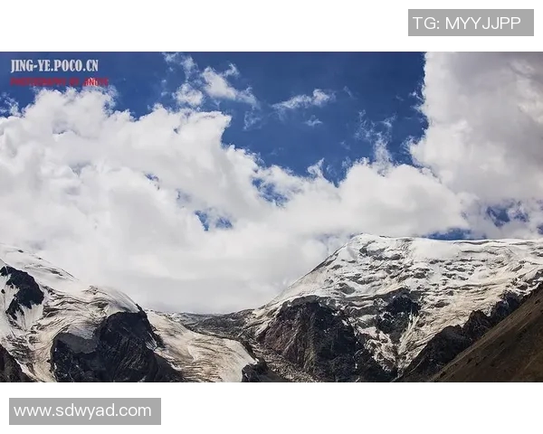 可兰白克的传奇人生与文化影响力探索之旅 可兰白克的传奇人生与文化影响力探索之旅