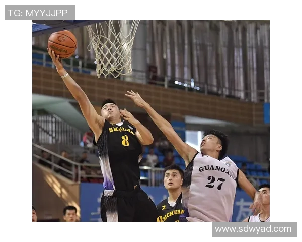 四川金强迎战强敌全力争胜期待精彩对决展现篮球魅力与团队精神 四川金强迎战强敌全力争胜期待精彩对决展现篮球魅力与团队精神