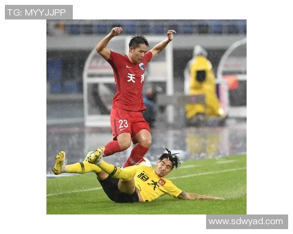 天津天海迎战恒大争夺中超积分榜关键战役的精彩对决